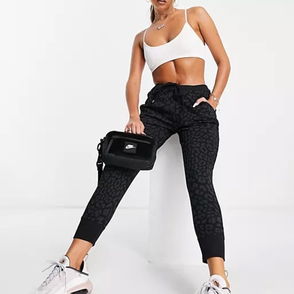 leopard print nike sweatpants size M - Picture 3 of 11